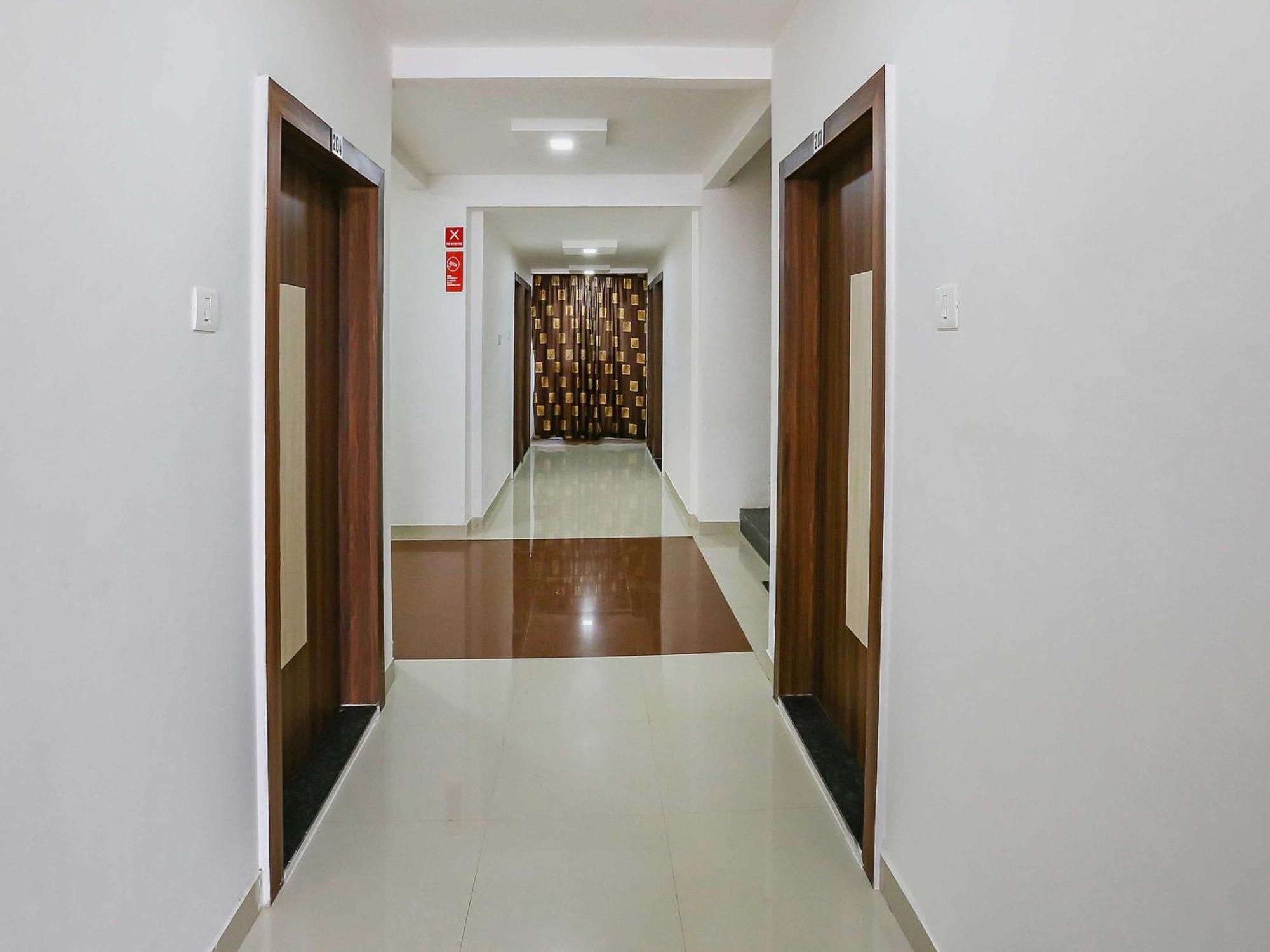 Hotel O Pingara Executive Phursungi Zewnętrze zdjęcie